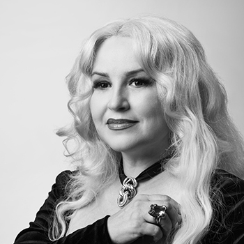 Мельникова Иоланта Евгеньевна